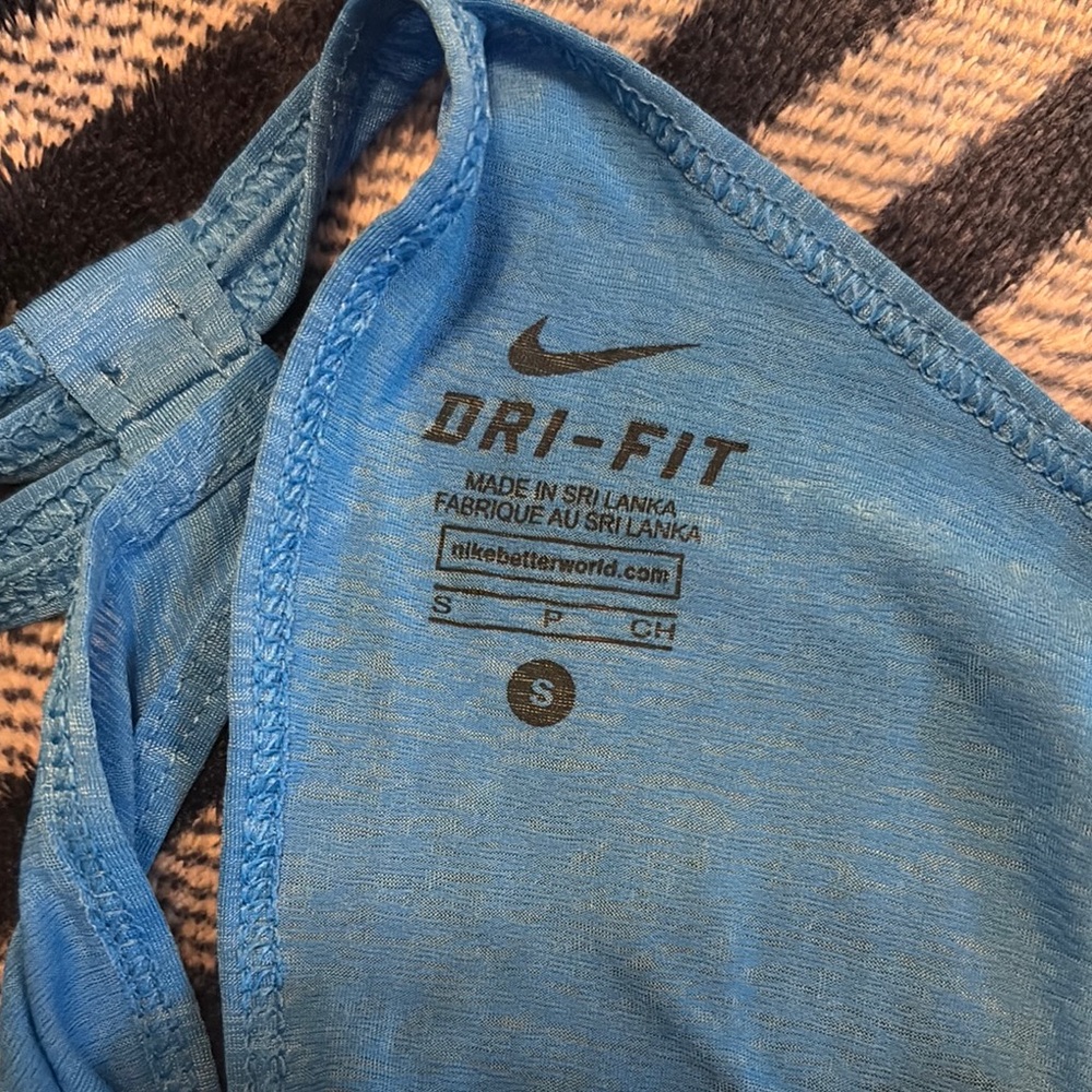 Nike Blue Sleeveless Tank Top - Picture 4 of 4